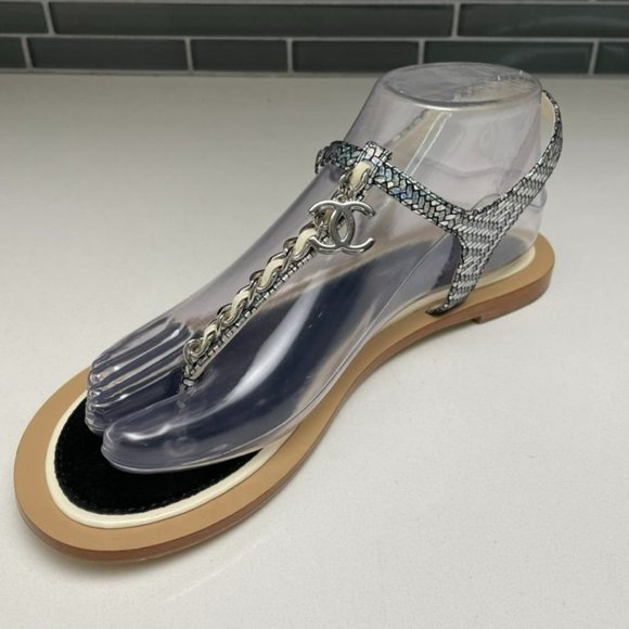 CHANEL Shoes - CHANEL 2018 Mermaid Interlocking CC Logo T-Strap Flat Chain Sandals - US 8.5